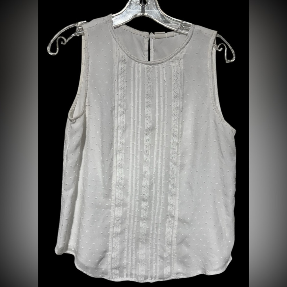 Gap White Sleeveless Lined Pintuck Tank With Clip-Dots In Womens Size S